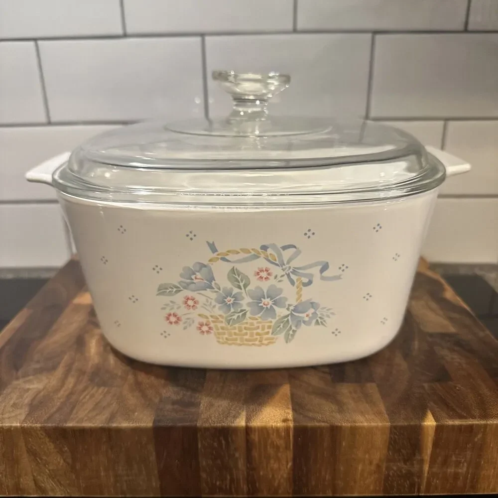 VRG Corning Ware Country Cornflower Casserole Dish 3 Qt 3 Liter with Glass Lid